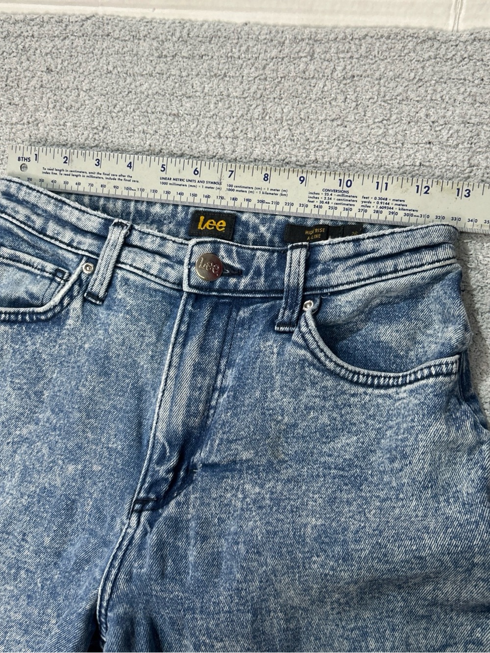 LEE High‎ Rise A Line Wide Leg Baggy Jeans 26 Stonewashed Y2K Retro EUC - Picture 6 of 10